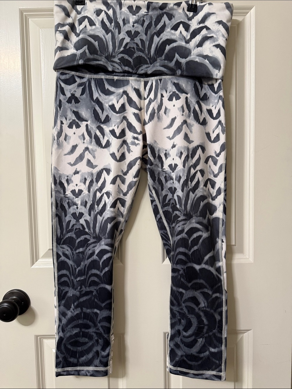 lululemon athletica Black & White Patterned Fold-Over Waist Leggings